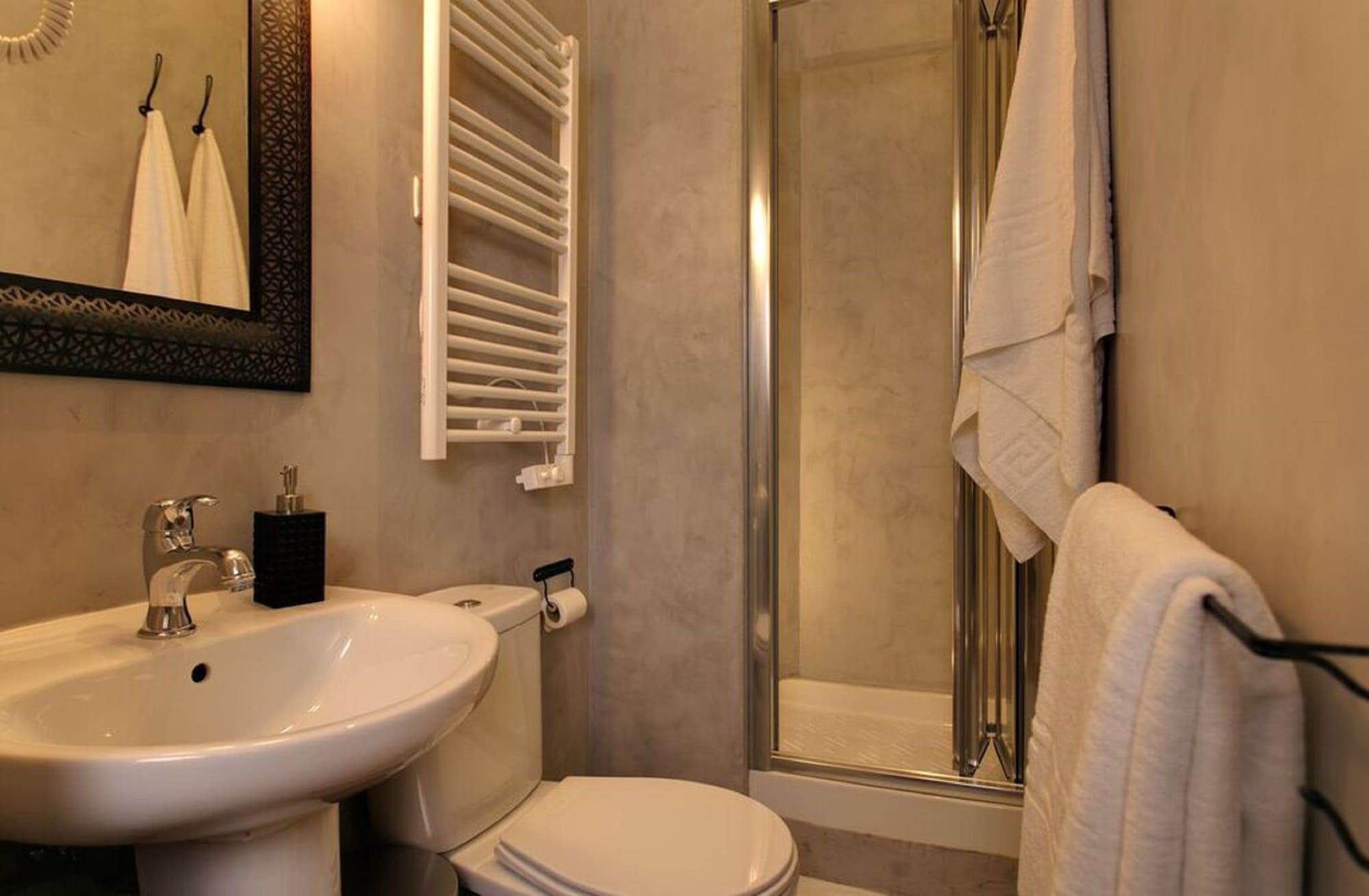 Abracadabra Suites Madrid Exterior foto