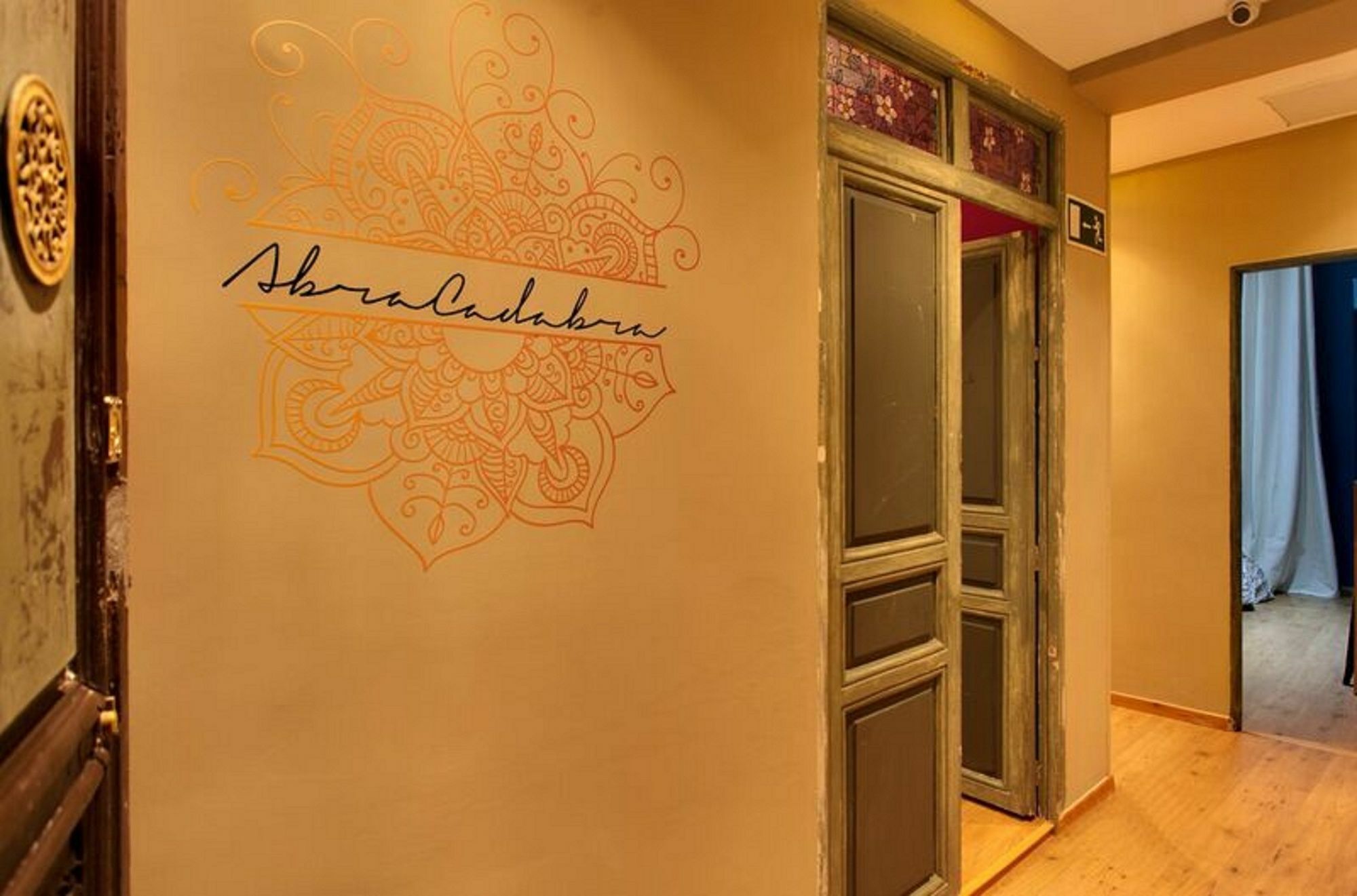 Abracadabra Suites Madrid Exterior foto